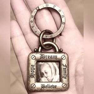 Northern Reflections Dream/Believe Antiqued Brass Photo Keychain
